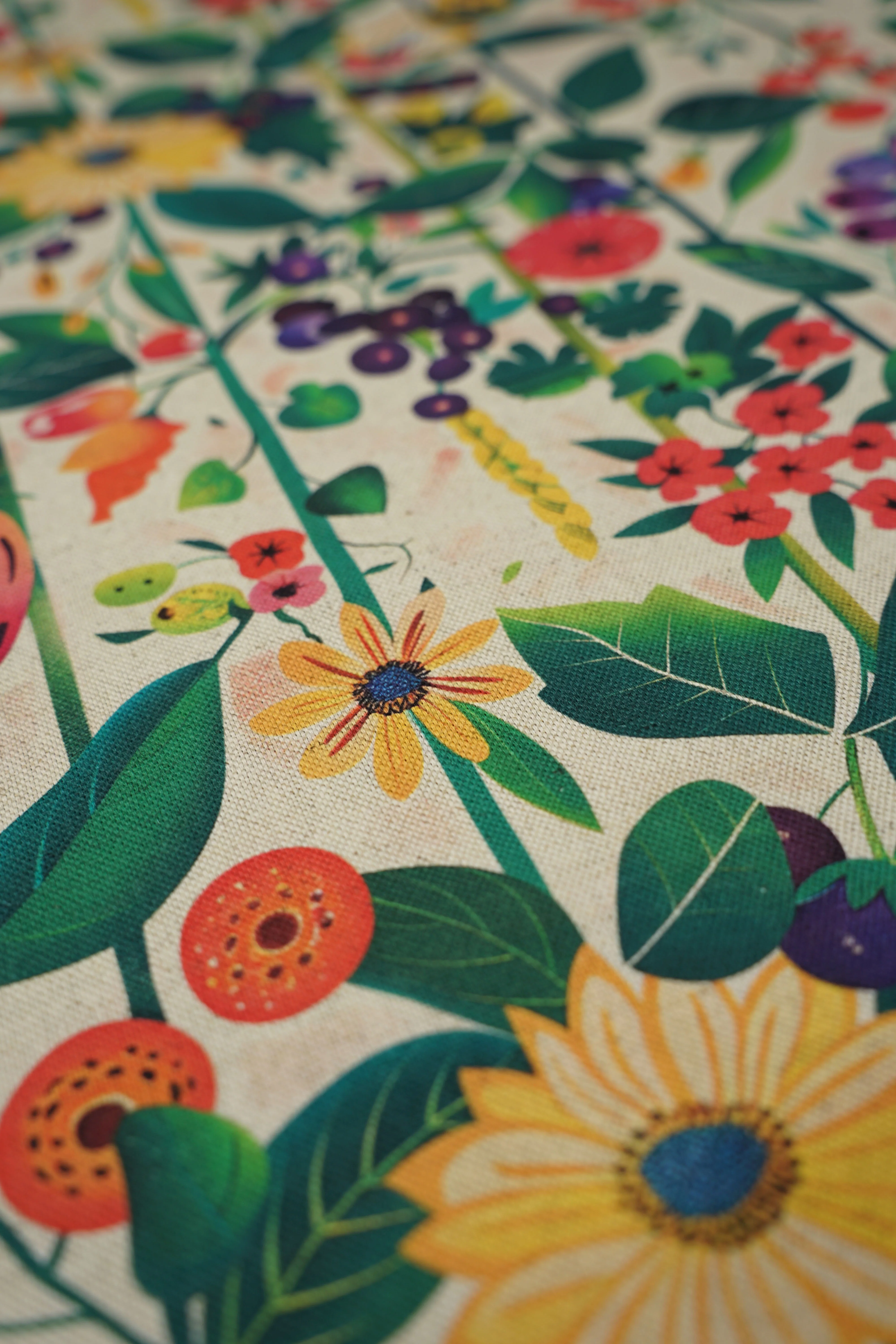Art Nouveau - Patterned - Upholstery fabric - Curtain fabric - Berry paradise - Image 4