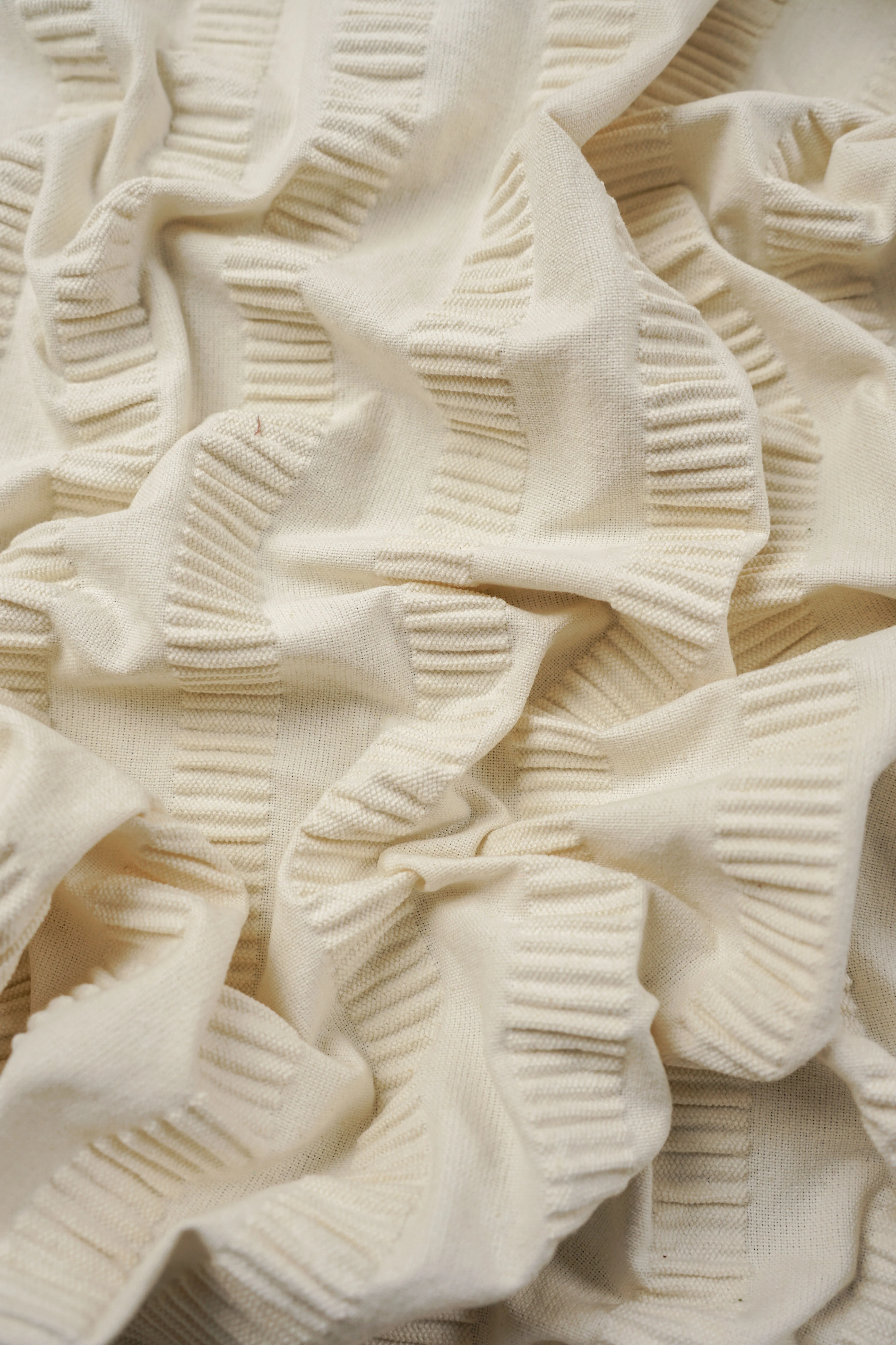 Deadstock - Cotton - Firm - Woven texture - Off white - DI1 - Image 3
