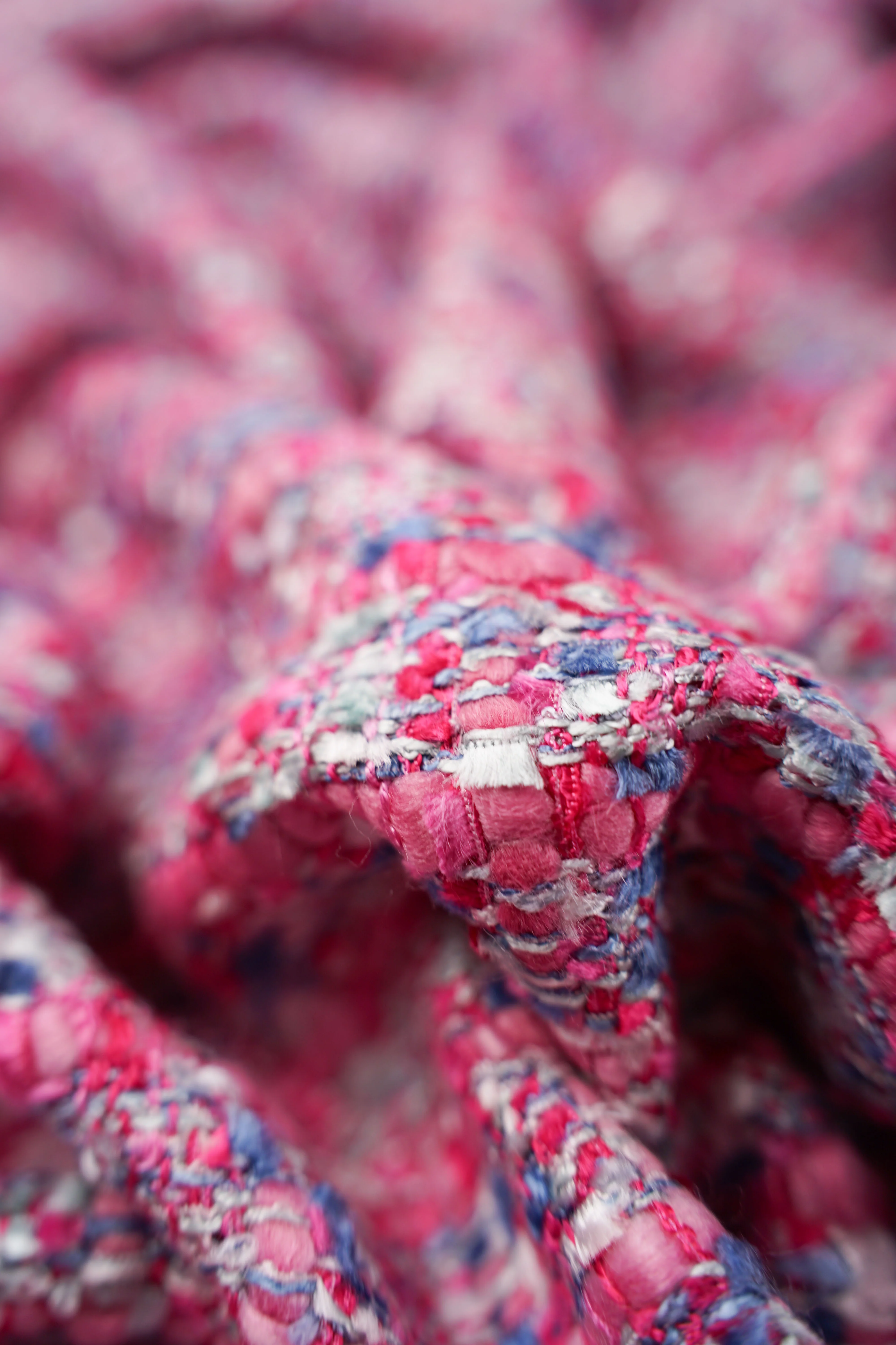 Italian Jacket Fabric - "Chanel-Look" - Cotton, Viscose - Purple, Pink - fg.C - Image 3