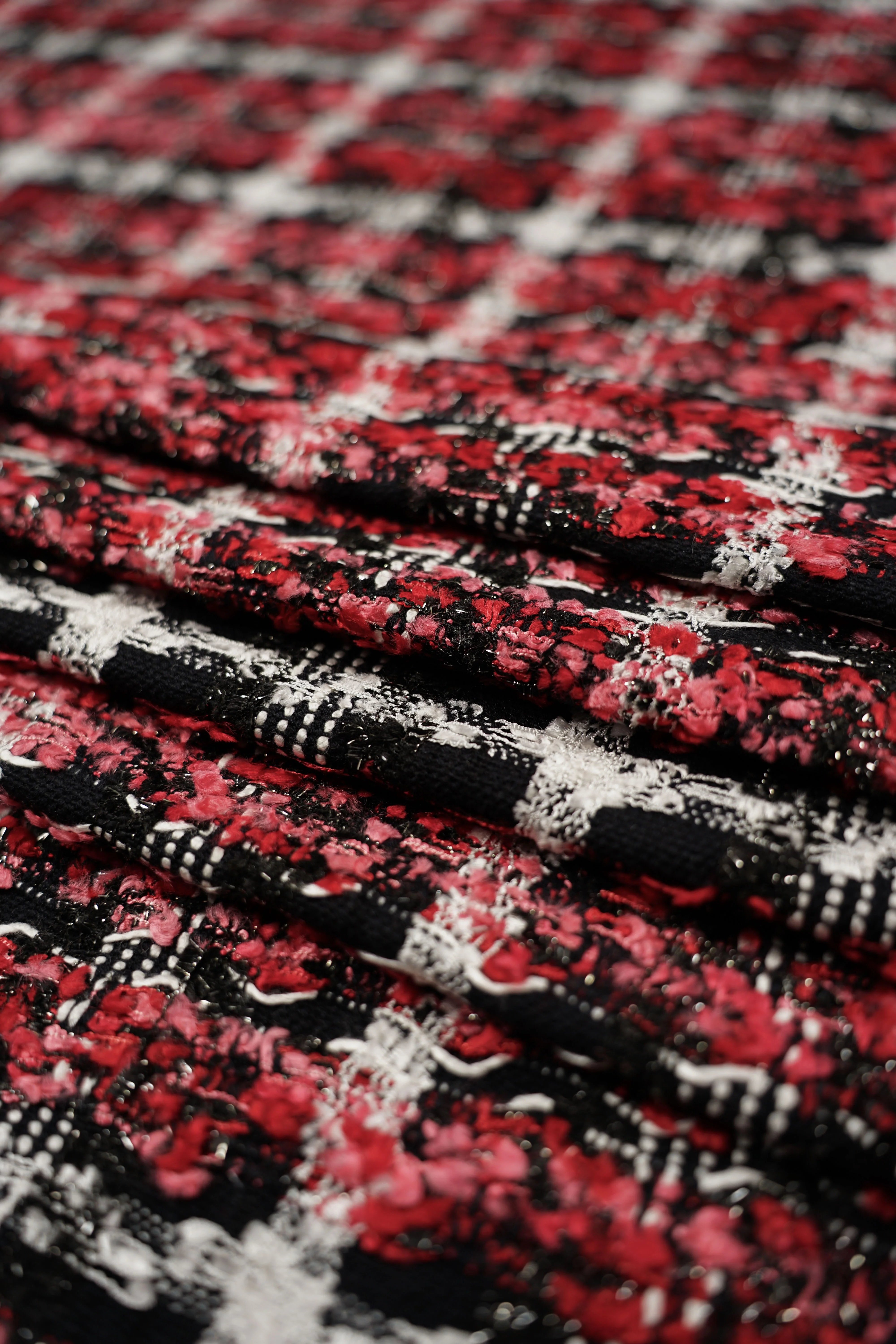 Italian Jacket fabric - "Chanel-Look" - Cotton, viscose - Red - fg.29 - Image 2