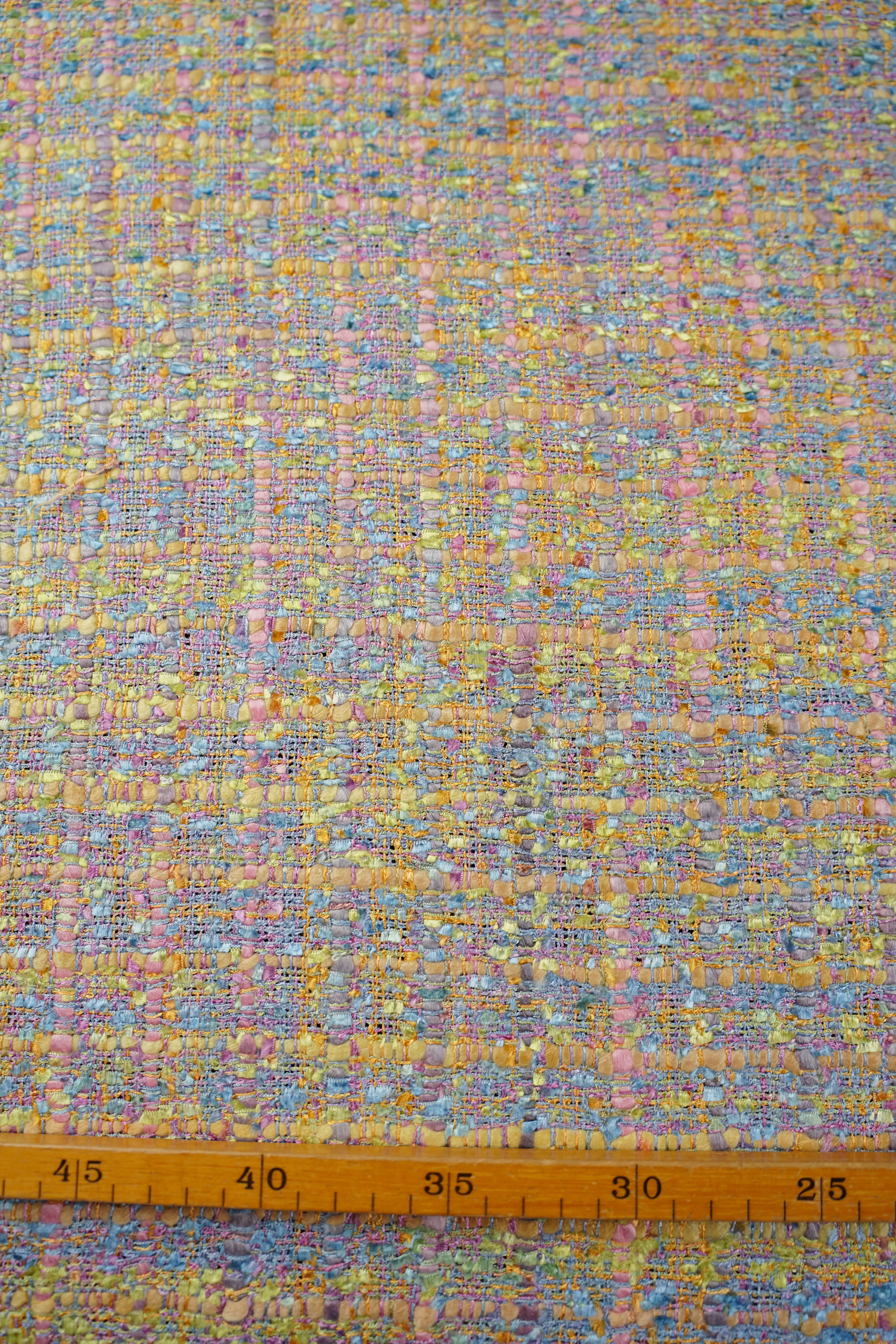 Italian Jacket fabric - "Chanel-Look" - Viscose - Bubblegum - fg.12 - Image 5