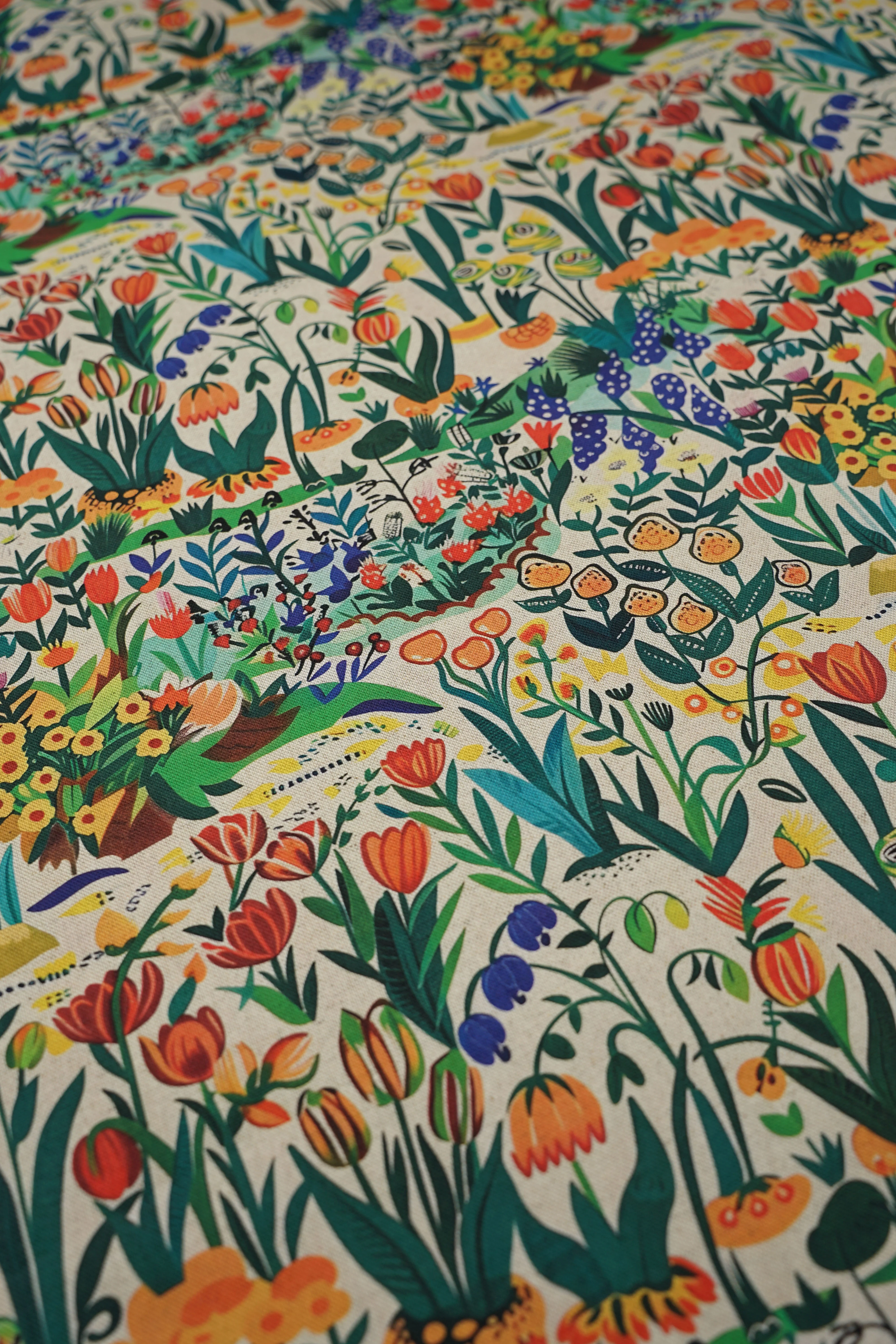 Jugend - Patterned - Upholstery fabric - Curtain fabric - Tulip field - Green - Image 5