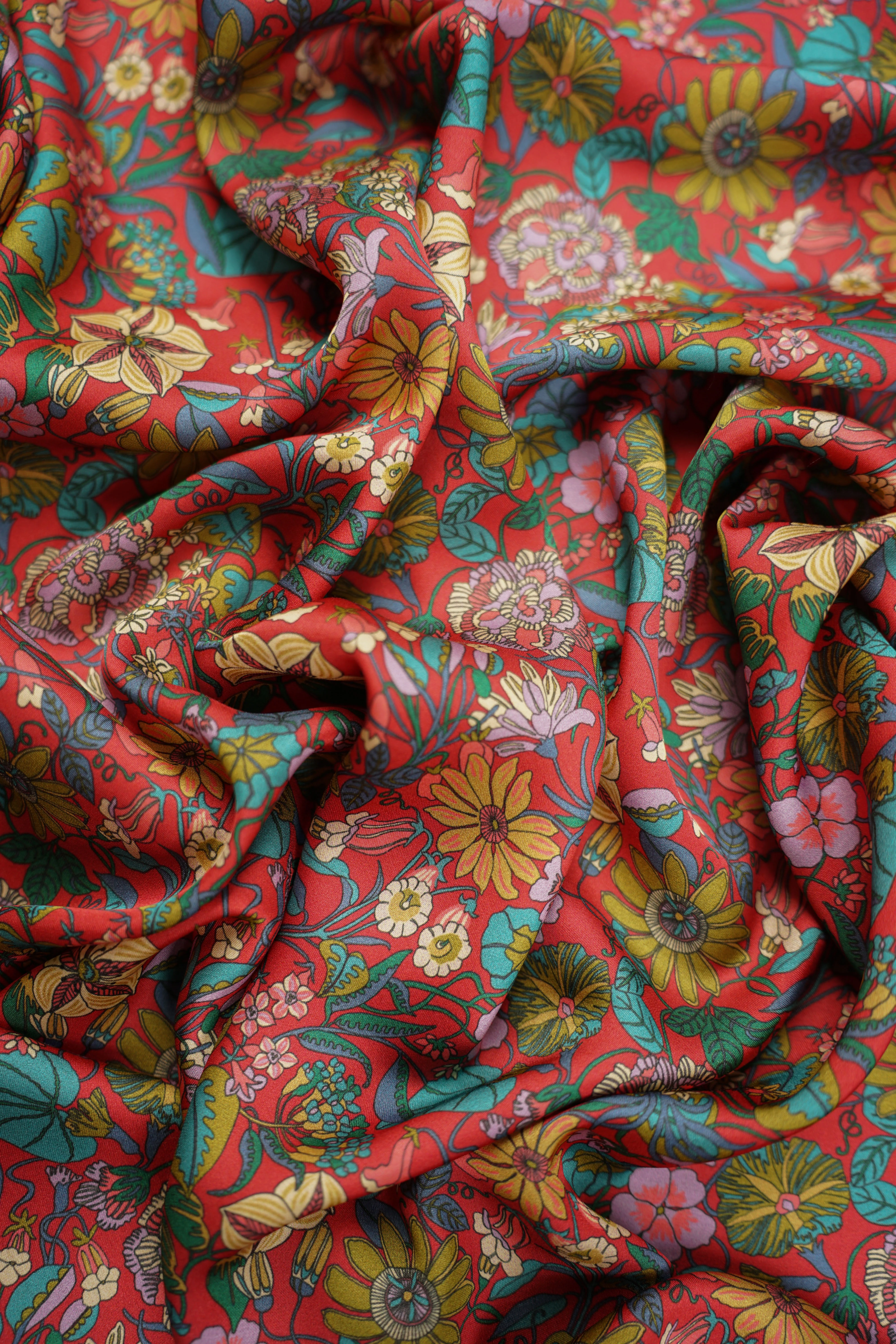 Liberty - Viscose - Satin - Tropical Cove B - Image 2