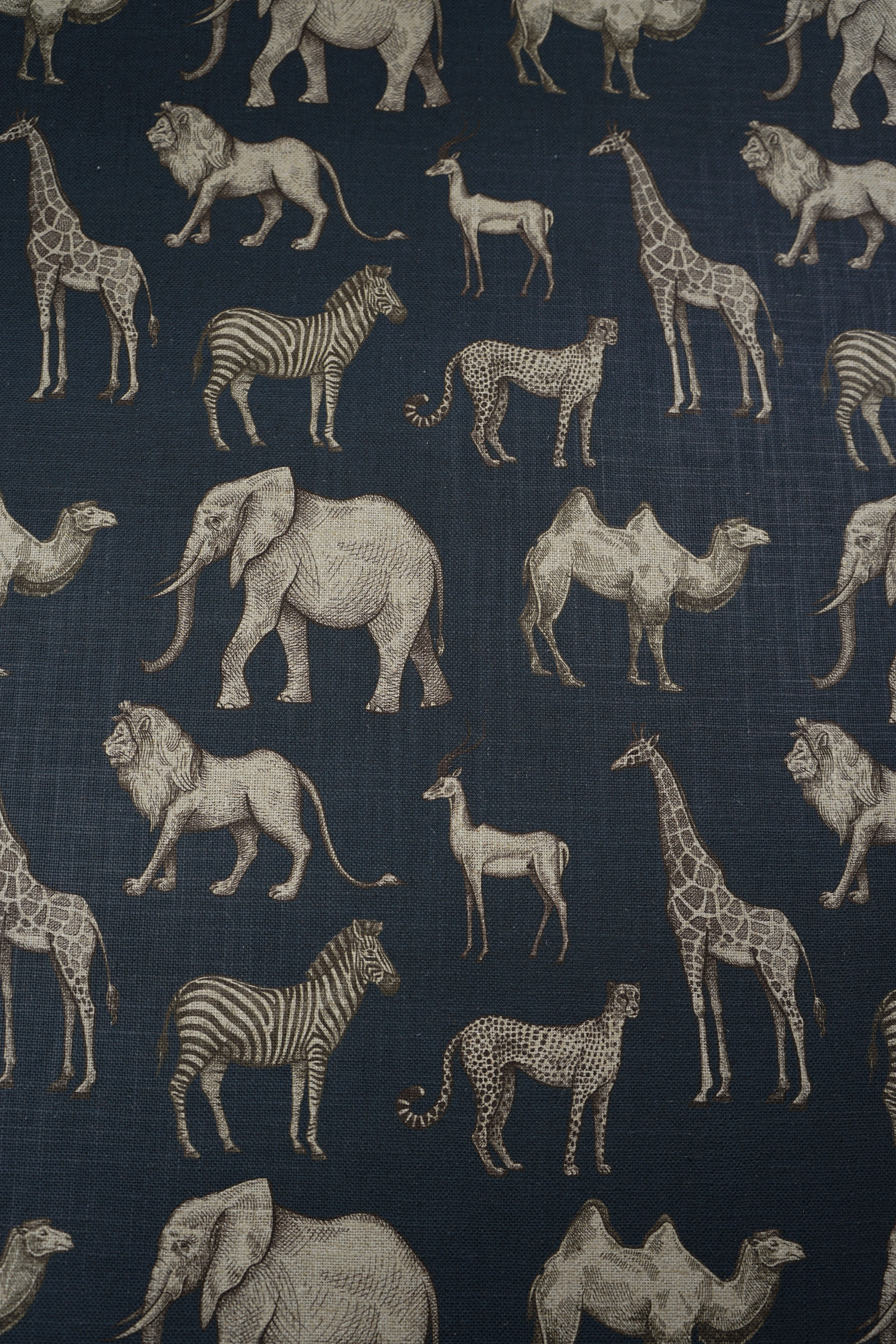 Patterned - Curtain and furniture - Linen - Viscose - MD 30.000 - Animals - Lirien marino - Image 4
