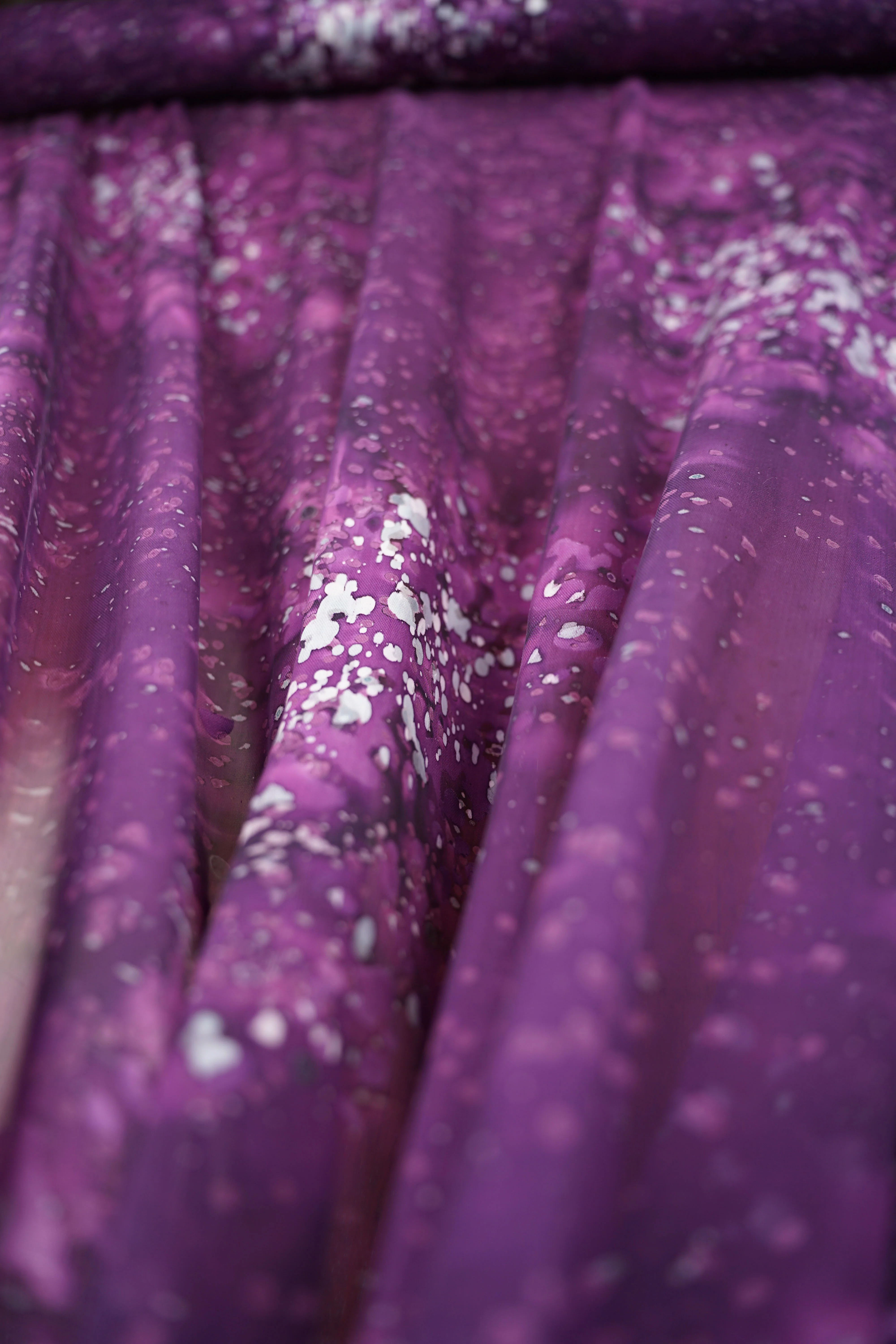 Silk - Chiffon with touches of satin - Purple splash - Image 3