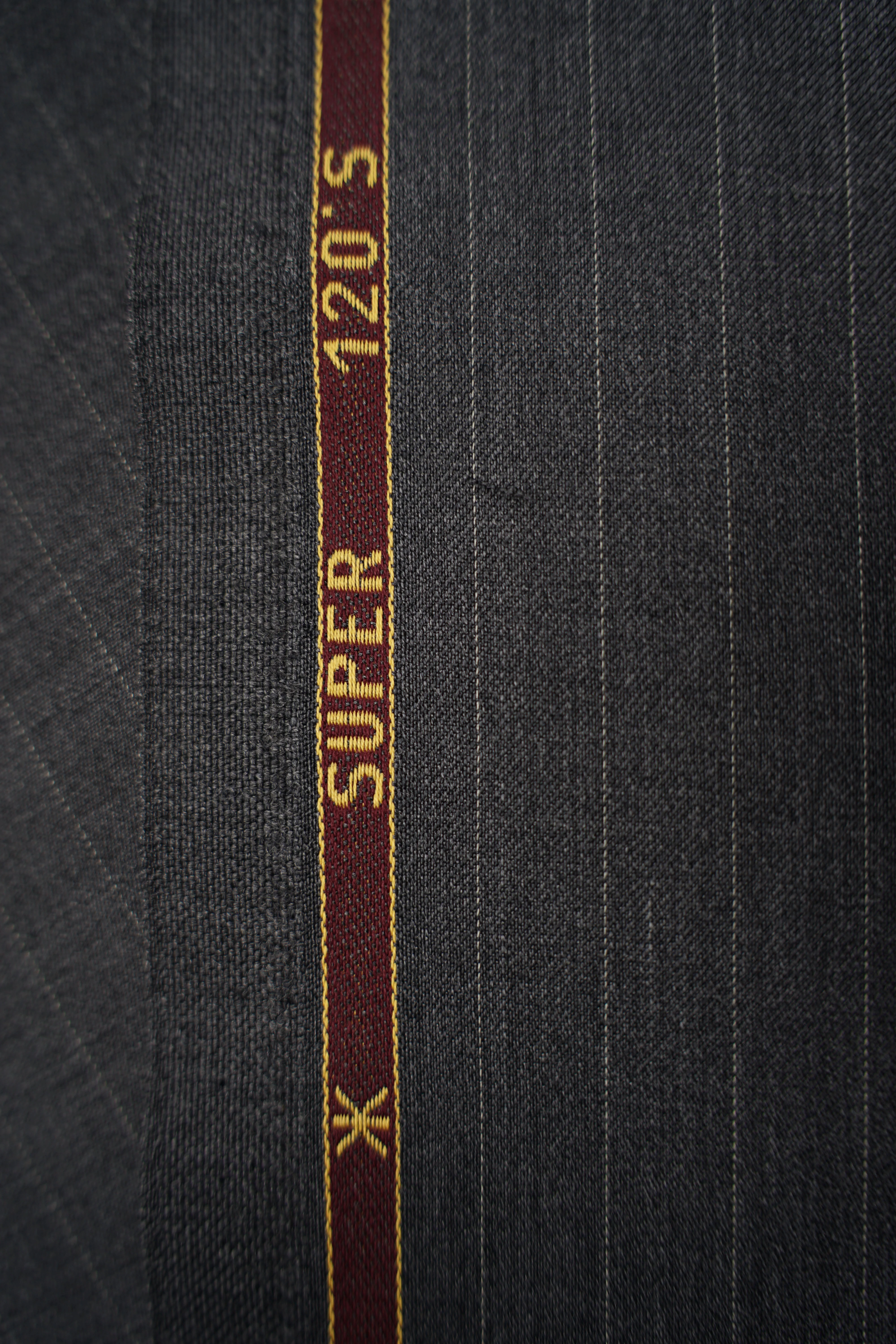 Suit wool - Italy - Virgin wool - Chalk striped - Super 120 - Gray - 80/31 - Image 7
