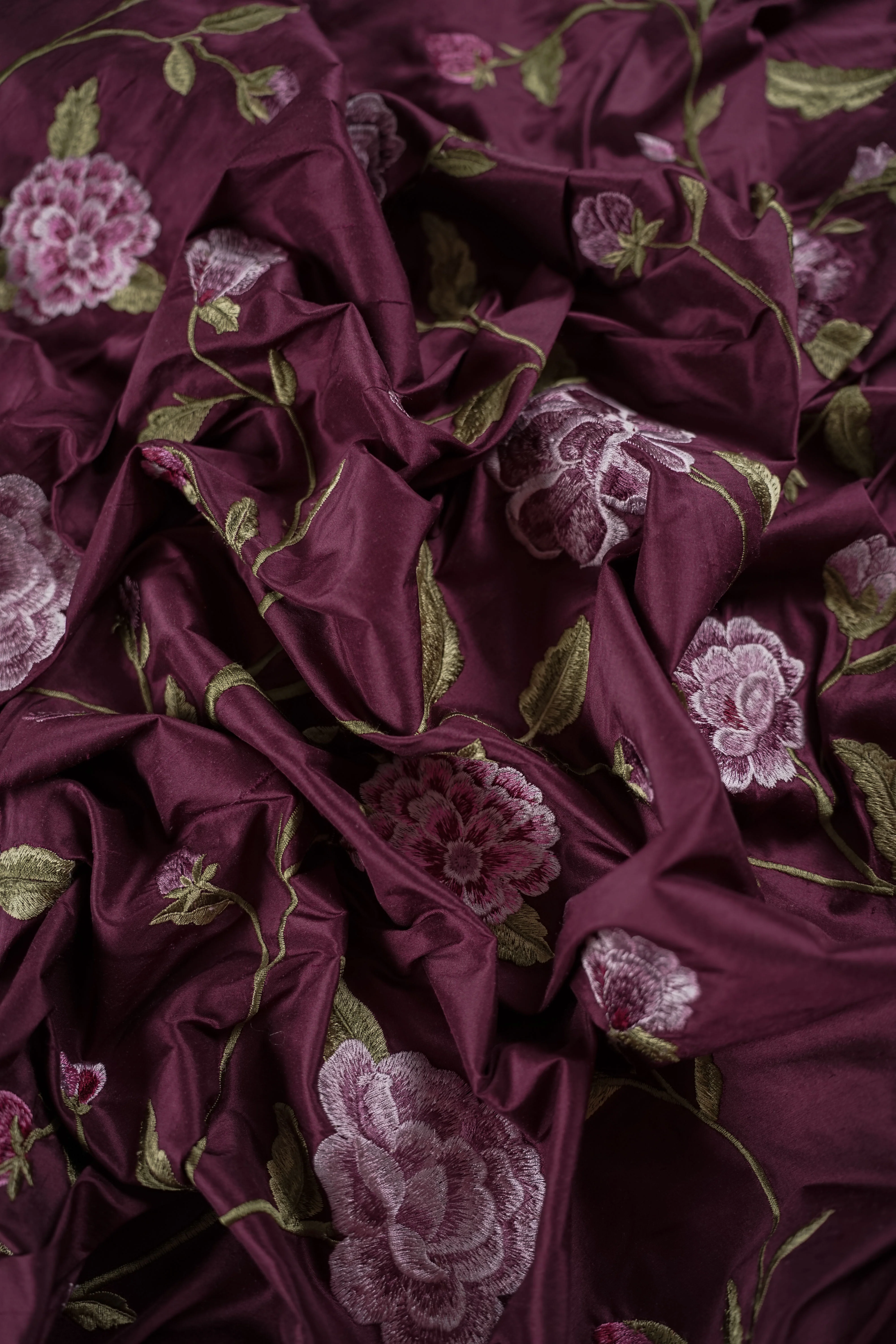 Vintage - Thai silk - Embroidered flowers - Plum - VT47