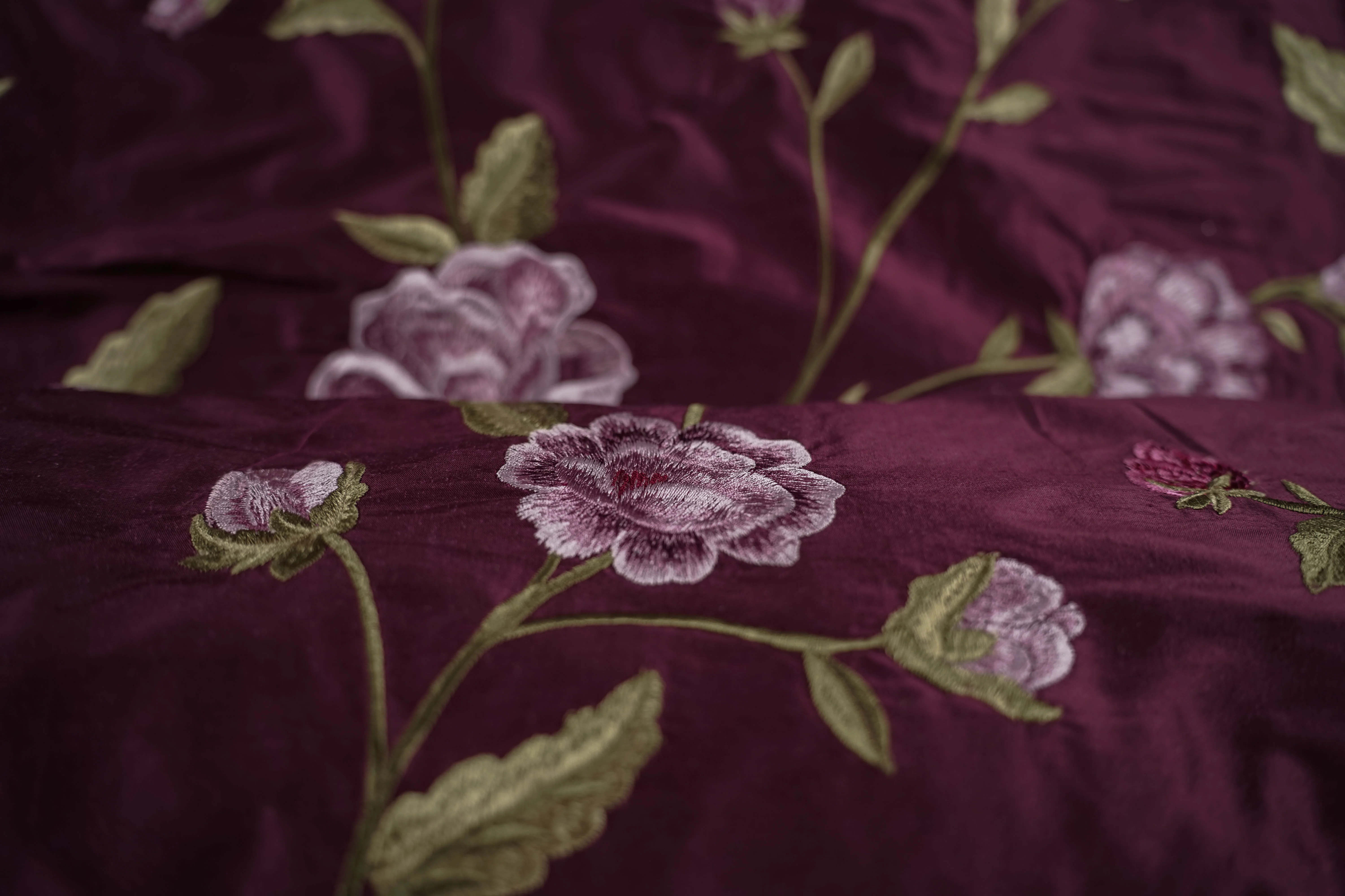 Vintage - Thai silk - Embroidered flowers - Plum - VT47 - Image 5